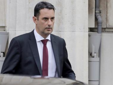 Гвоздейков прави рокади по върховете на железниците