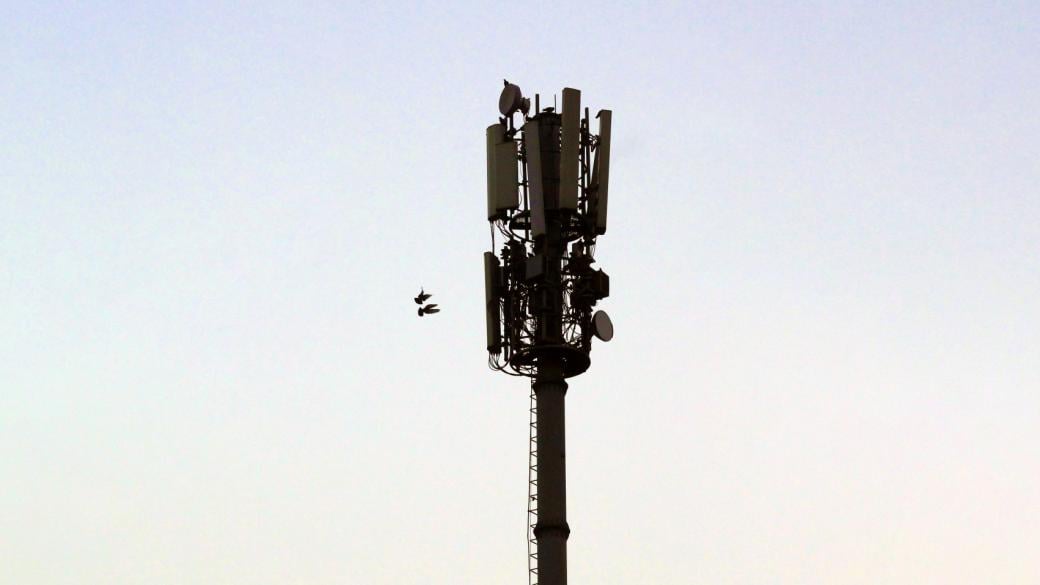 КЗК одобри сделката за комуникационните кули на Vivacom