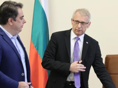 Кабинетът ще проверява строителите за укрити концесионни такси