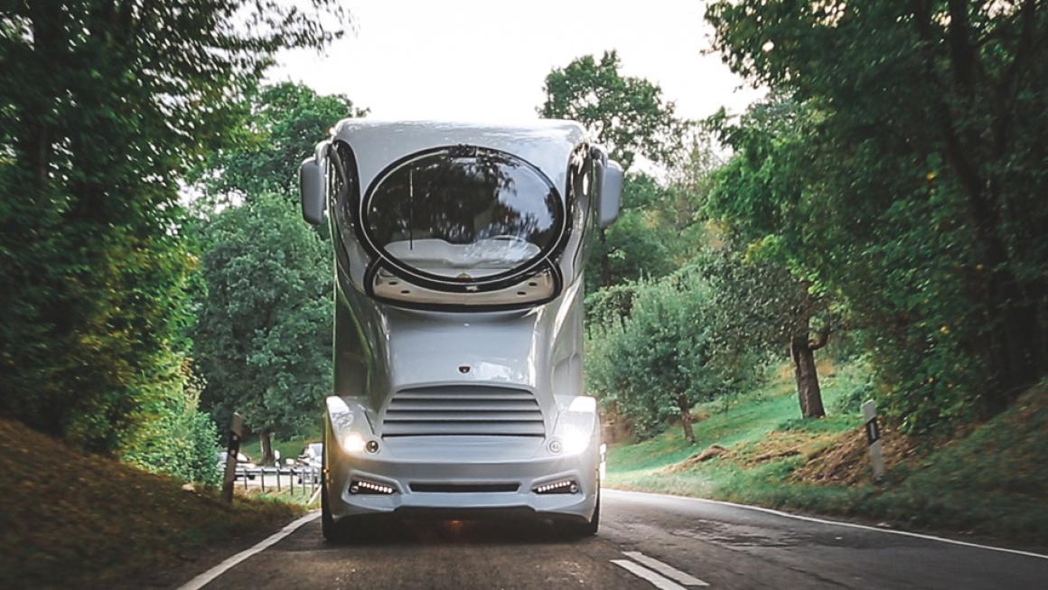 Галерия :: Снимка 0 :: Имение на колела: Кой е най-луксозният кемпер в света?}