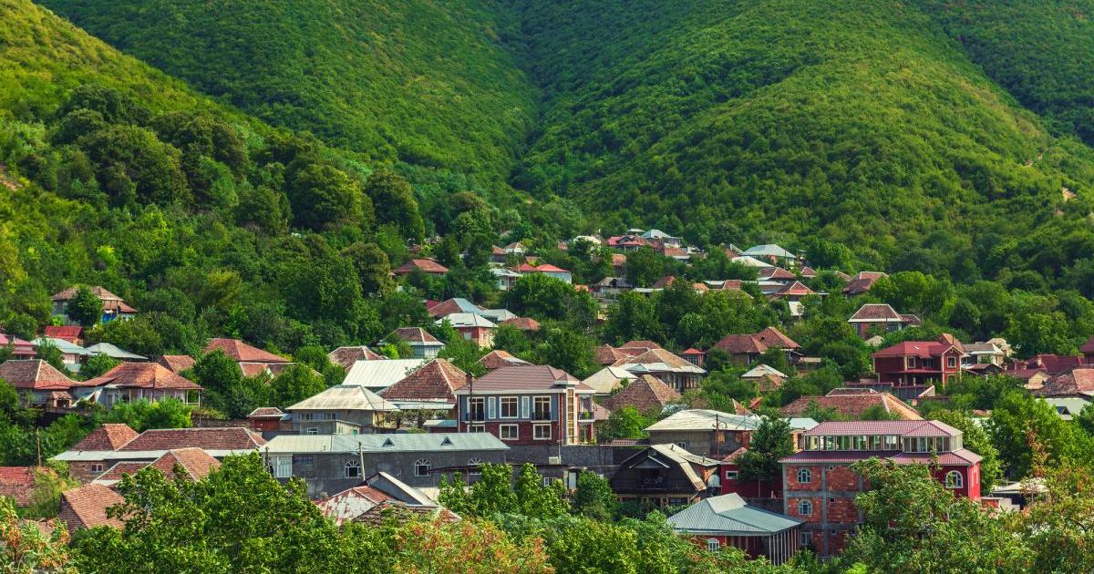 За мнозина Пътят на коприната е синоним на градовете Самарканд,