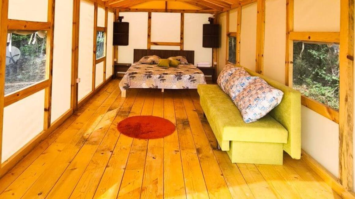 Галерия :: Снимка 0 :: Нов глемпинг отвори близо до Каварна (галерия)}