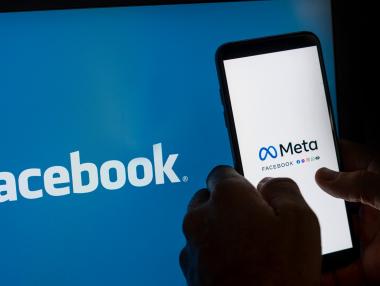 Тайланд планира забрана за Facebook заради крипто реклами