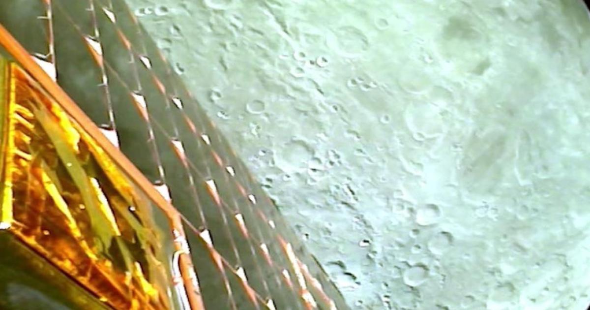 Дни след гръмкия провал на Русия, Индия осъществи успешно кацане