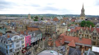 Имотният пазар във Великобритания потъва