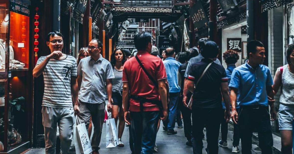 Китай засилва усилията за подкрепа на икономиката и валутата си,