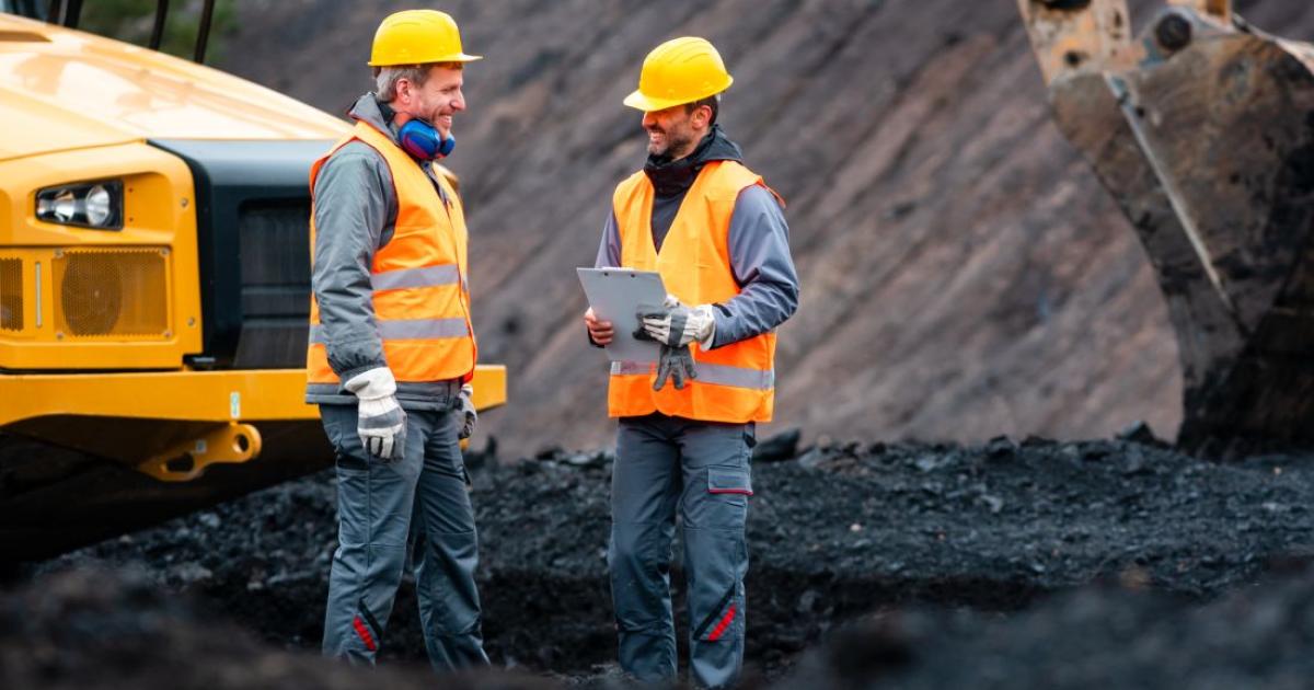 Добивът на металите, от които после се произвеждат електропреносните мрежи