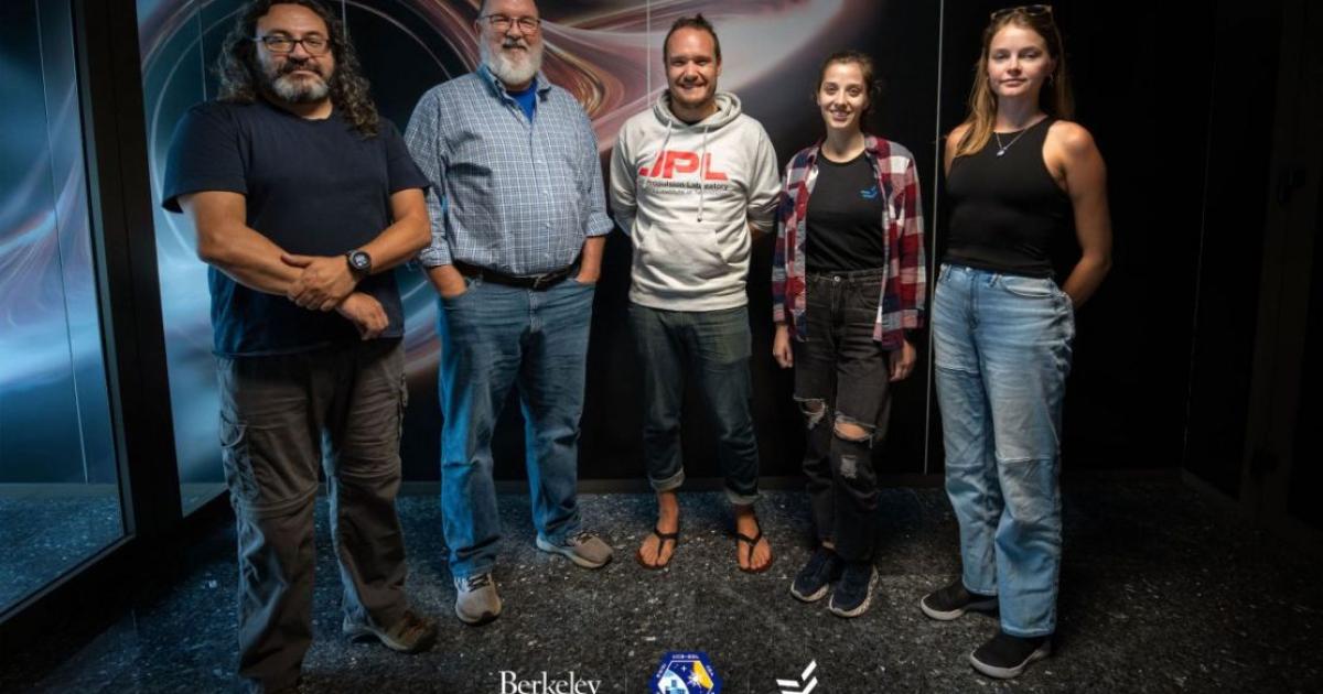 Българската космическа компания EnduroSat ще участва в разгадаването на тайните