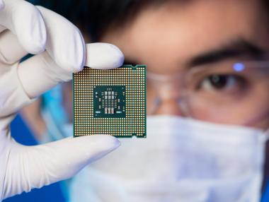 Китай влиза във войната за чиповете с 40-милиарден фонд
