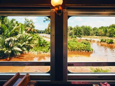 Емблематичната Jungle Railway: Пътуване с влак в Югоизточна Азия