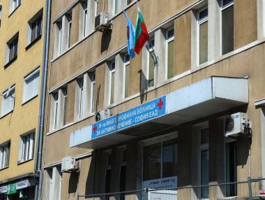 Лекарите и болниците се концентрират все повече в големите общини