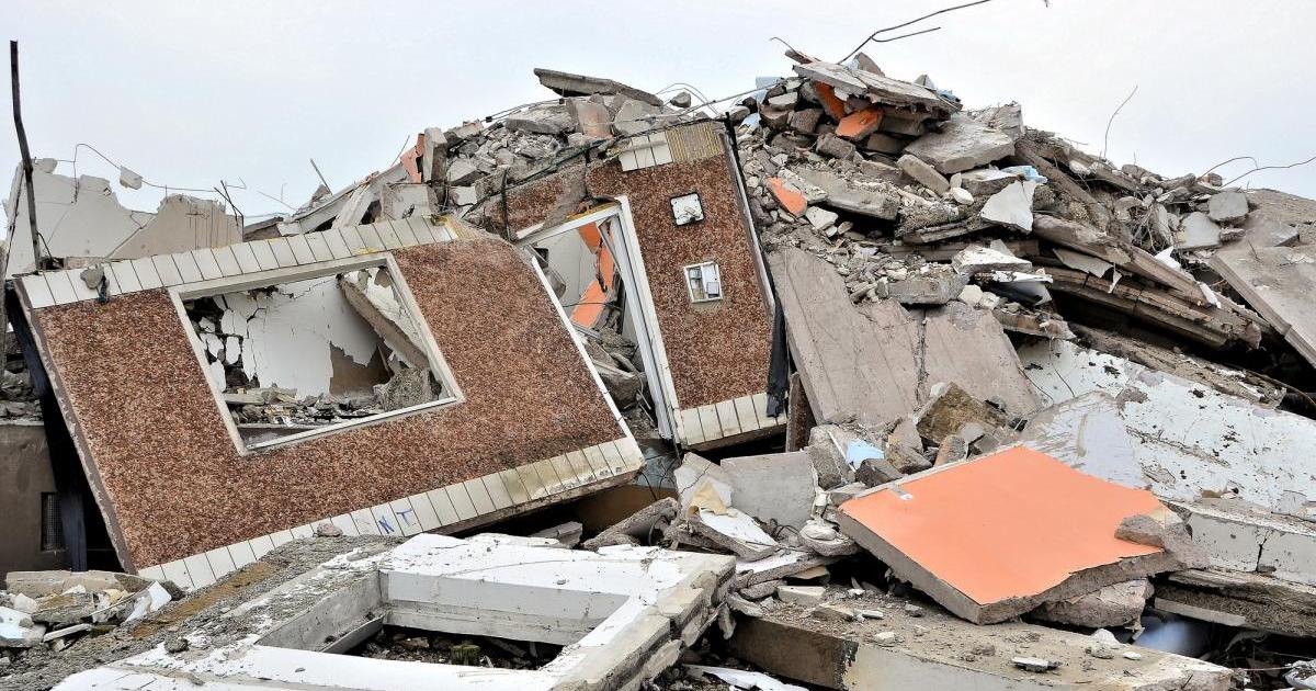 Когато водещият туристически град в Мароко беше разтърсен от най-смъртоносното