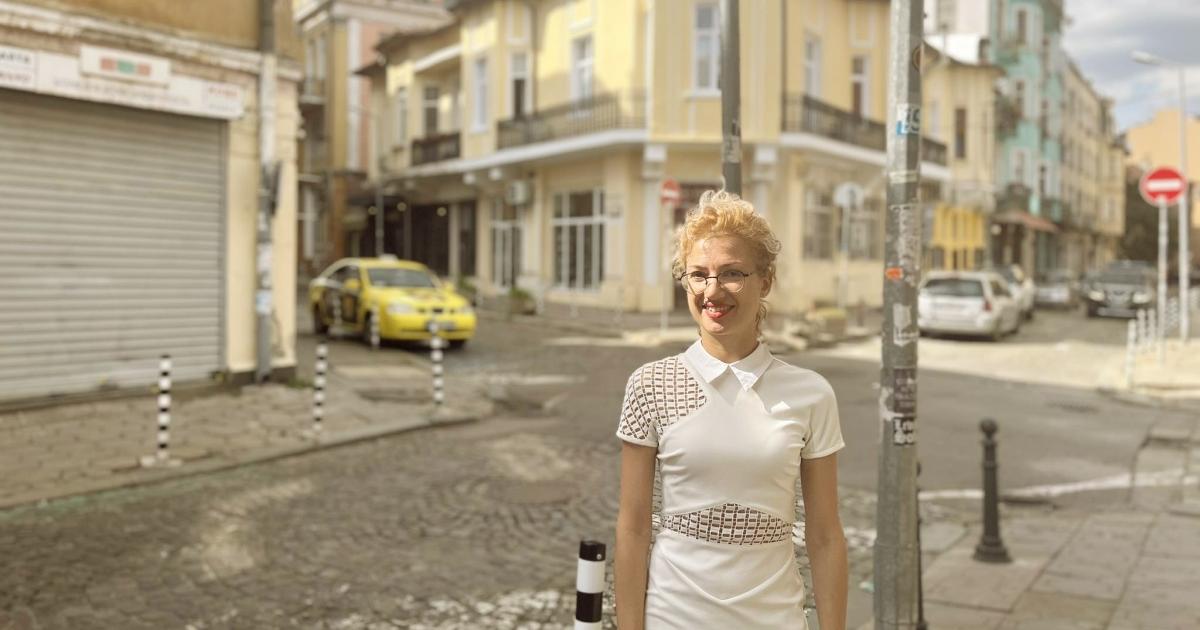 Расте, но не старее! Това е девизът на София, част