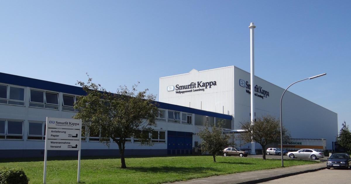 Акциите на базираната в Дъблин група за опаковки Smurfit Kappa