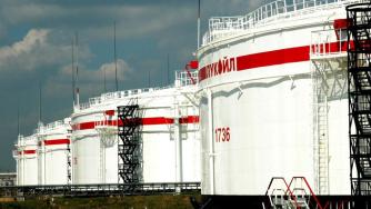 ПП-ДБ, ГЕРБ и ДПС форсират отпадане на дерогацията за руски нефт