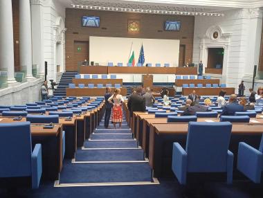 Парламентът реши да отпадне забраната за внос на украинско зърно