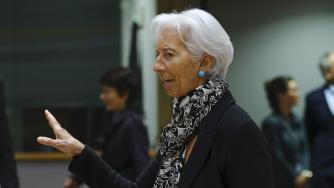 ЕЦБ планира да изтегли излишните пари от банките