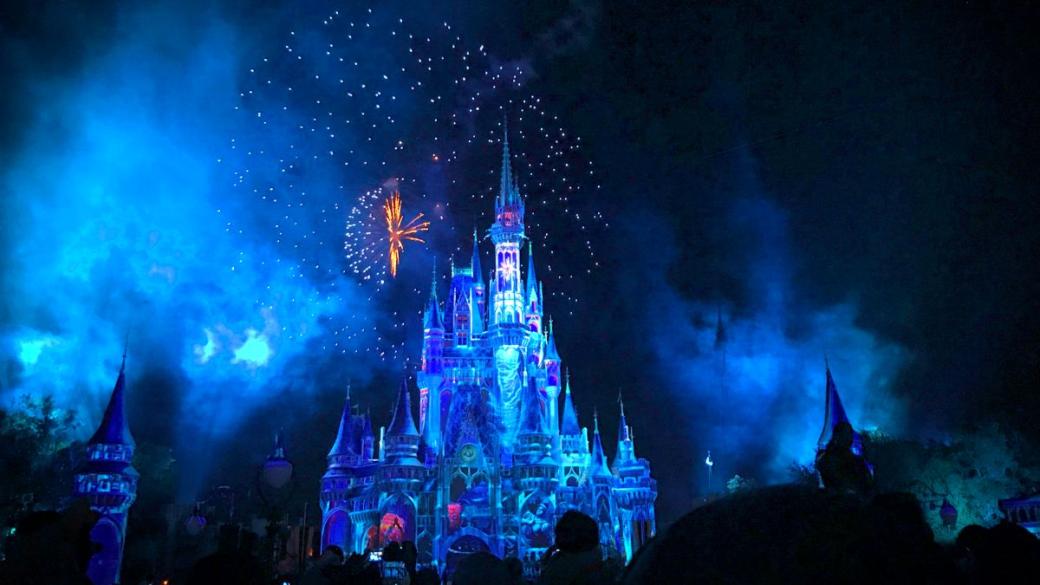 Disney инвестира 60 млрд. долара в увеселителни паркове и круизи