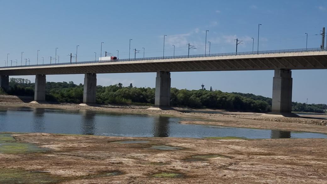 България и Румъния ще проучват възможностите за трети мост над Дунав