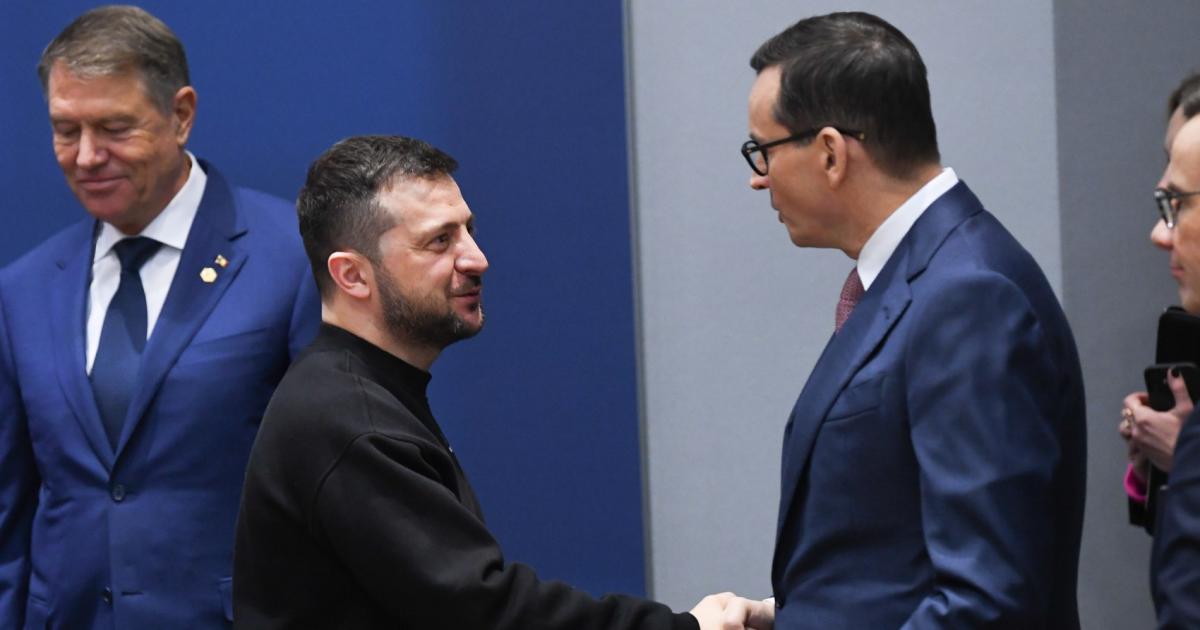 Един от най-верните съюзници на Украйна Полша спира да доставя