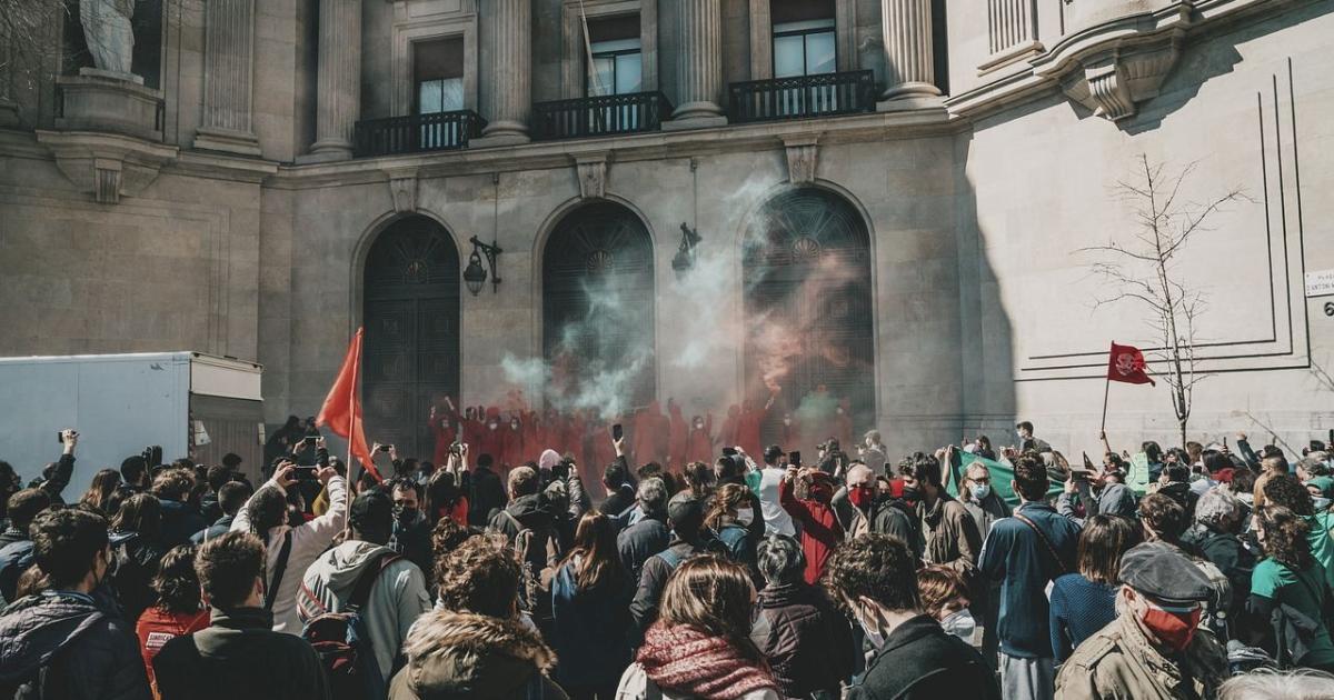 Около една трета от всички европейци сега гласуват за популисти,