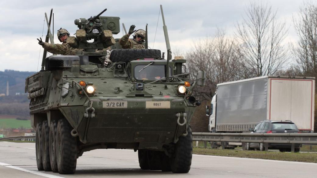 Кабинетът е договорил закупуването на бойни машини Stryker за 2.2 млрд. лв. от САЩ