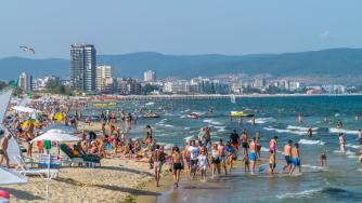 Чуждите туристи се завърнаха триумфално в България през август