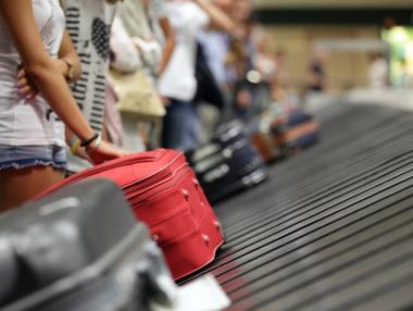 ЕС обмисля премахване на таксите за ръчен багаж