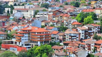 Държавата въвежда задължително образование за имотните брокери