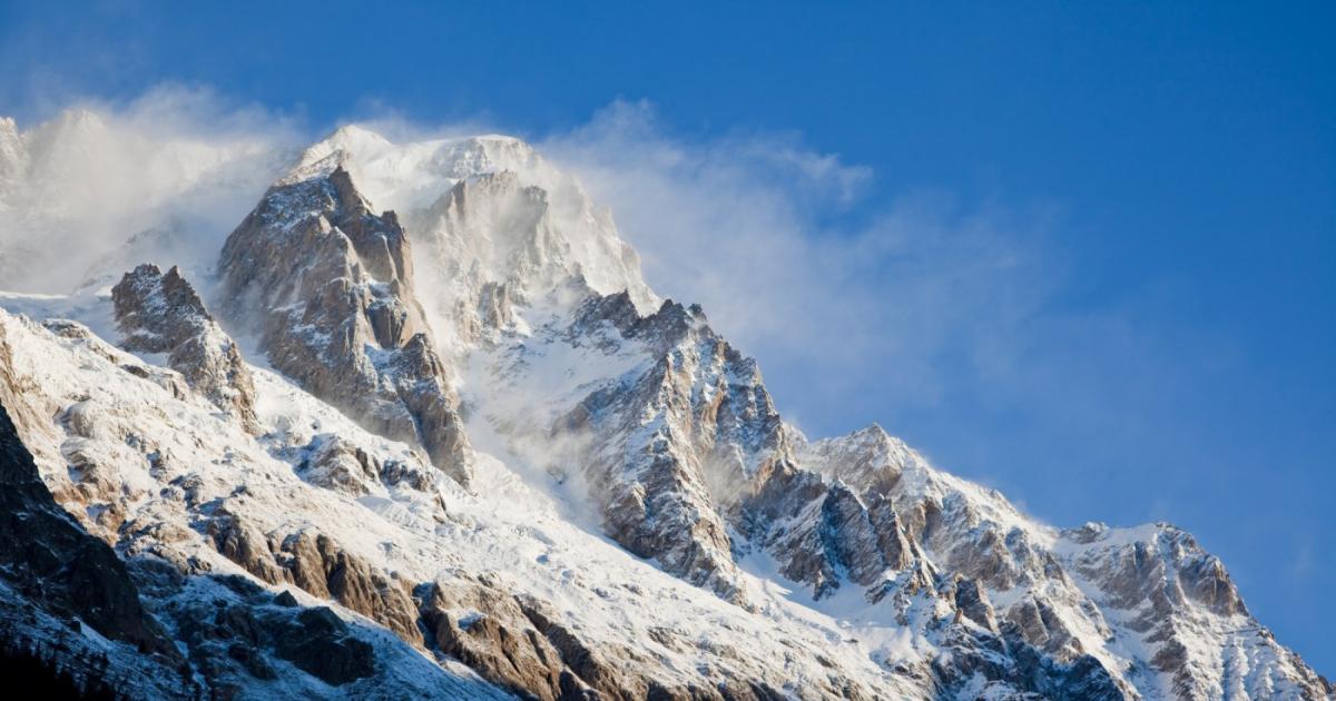 Преди около три седмици експедиция се изкачи до най-високата точка