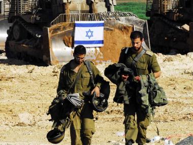 Сблъсъците в Израел превърнаха златото и долара в най-желаните активи