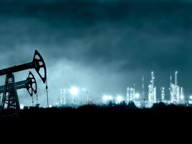 Конфликтът между Израел и „Хамас“ може да удари силно петролния пазар