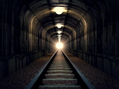 Затвореният жп тунел между Франция и Италия вещае хаос в зимните пътувания