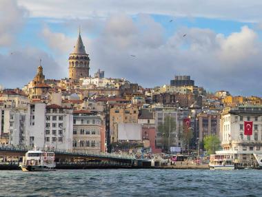 Заради растящите наеми: Турция също затяга регулациите на Airbnb