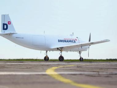 „Лебедът“ на българската Dronamics отлита към Емирствата