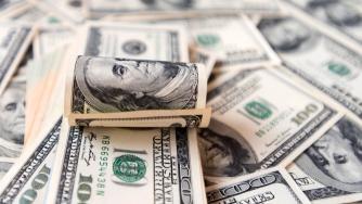 „Новата“ връзка между щатския долар и суровия петрол