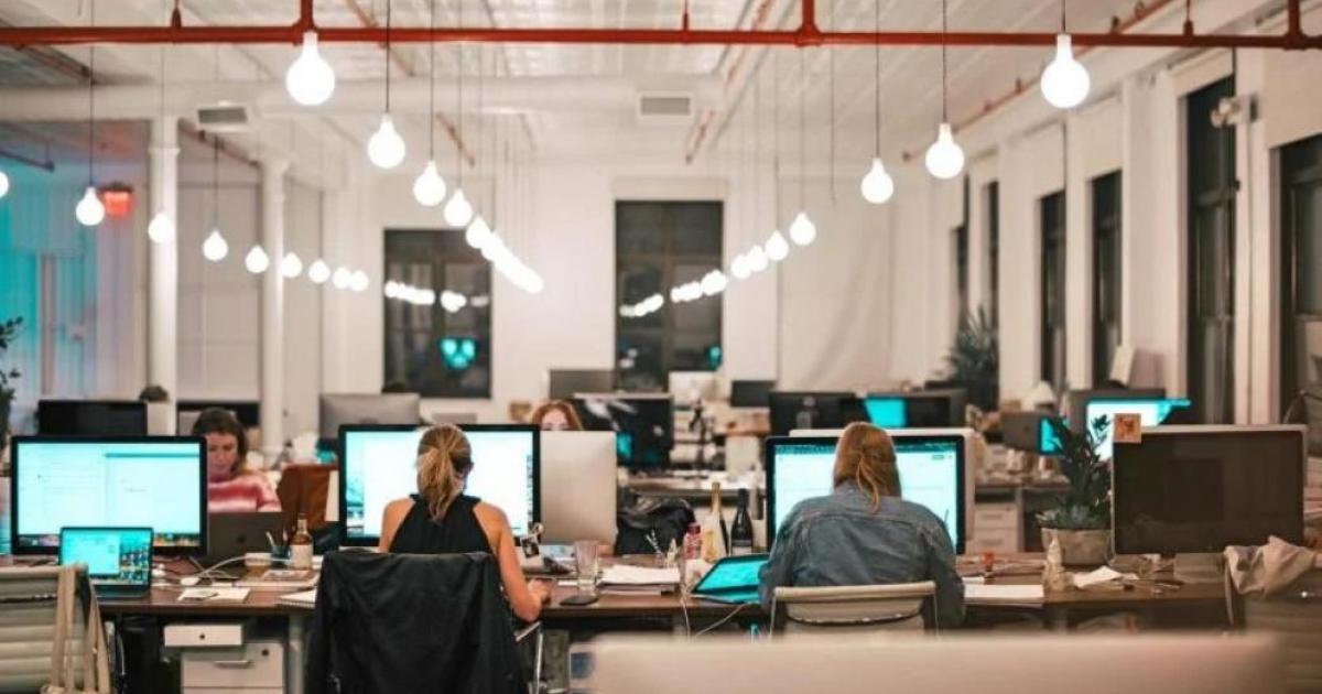 Почти половината от уменията на днешните служители няма да са