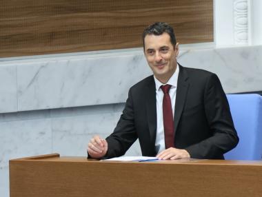 Гвоздейков: Билетите за влак ще поскъпнат