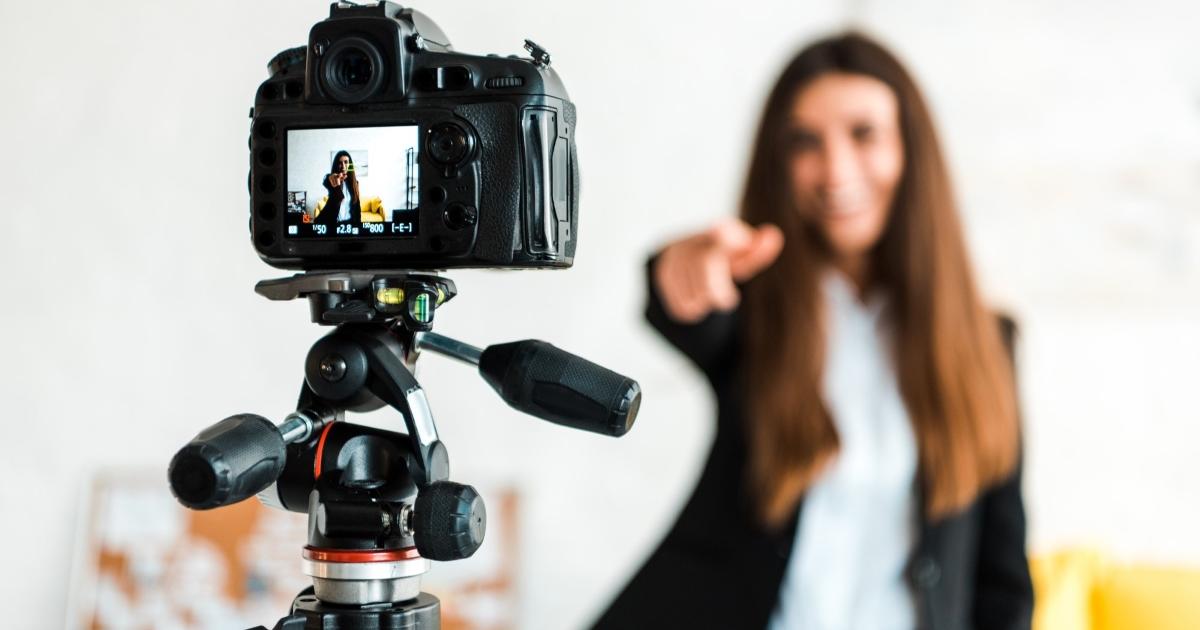 Да бъдеш инфлуенсър се превръща в голям бизнес и компаниите