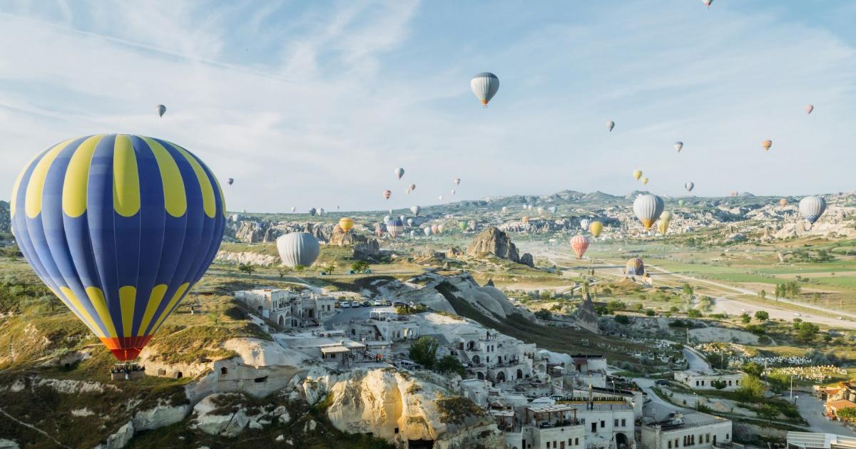 Uber Technologies започва да предлага нестандартната услуга по резервации на