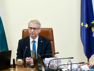 Вечерни новини: Бърз старт за нов блок в АЕЦ „Козлодуй“; БДЖ вече има конкурент в превоза на пътници