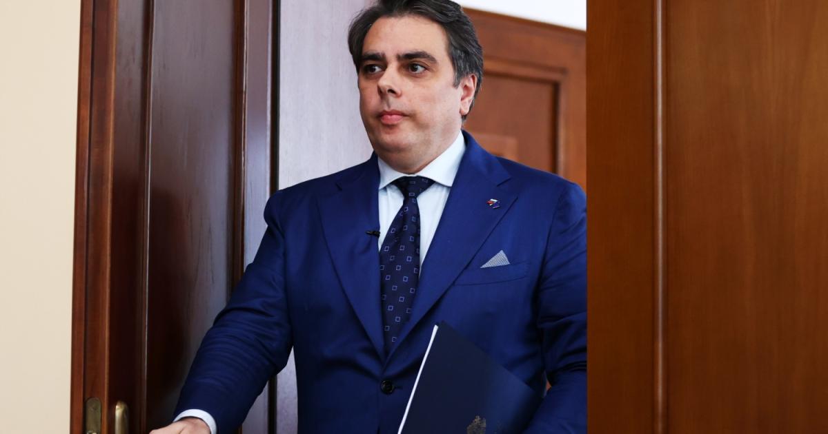 Руската рафинерия Лукойл Нефтохим“ трябва да внесе 250 млн. лв.