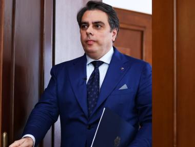 Василев: „Лукойл“ трябва да внесе 250 млн. лв. данък до края на годината