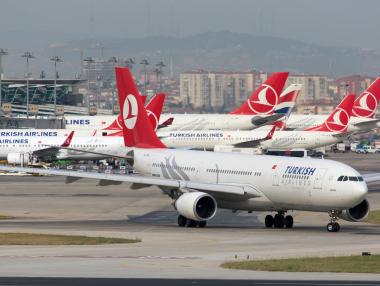 Turkish Airlines разширява програмата си за безплатни нощувки в Истанбул