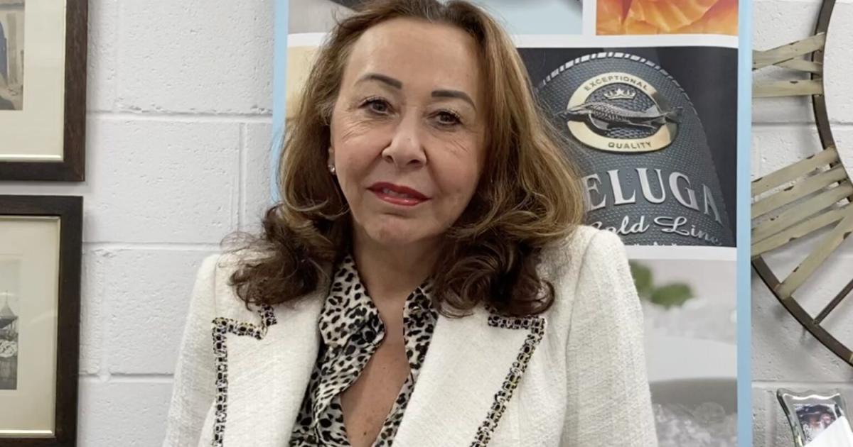 Лора Кинг управлява своя бизнес с хайвер от близо 20