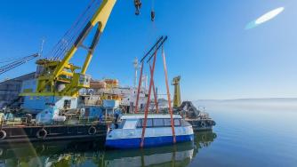 Варненската компания, която създаде първия български електрически катамаран