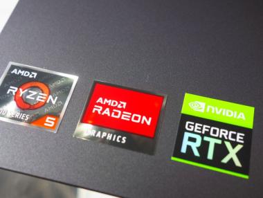 От братовчеди до конкуренти: Най-влиятелните хора в индустрията на AI чипове