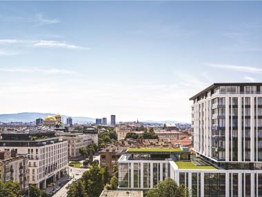 Огромна офис сграда с жилищна част се появи в центъра на София