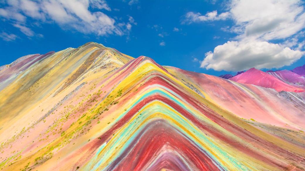 Планината на дъгата – геоложкото чудо на Перу