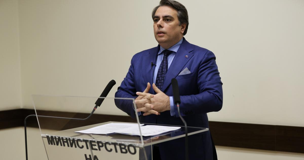 Bulgaria’s Finance Minister Assen Vassilev presented a draft budget for